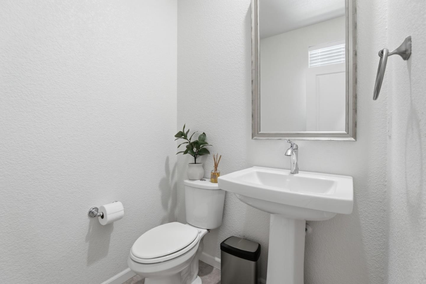 2481 Apple Tree Way Gilroy, CA 95020 - Photo 25 of 28