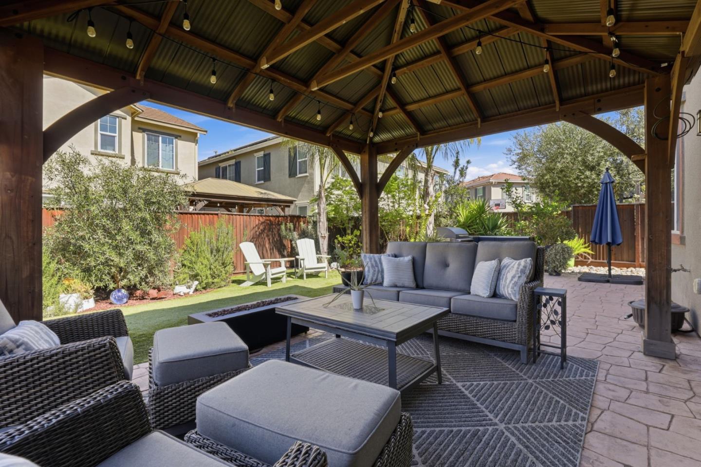 2481 Apple Tree Way Gilroy, CA 95020 - Photo 26 of 28