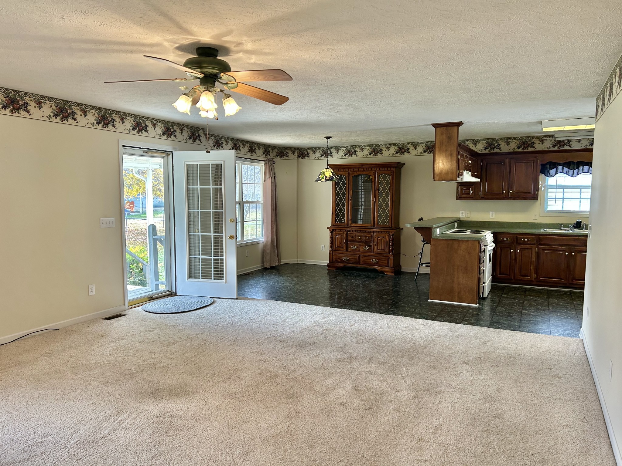 355 West Doak Road Manchester, TN 37355 - Photo 11 of 40