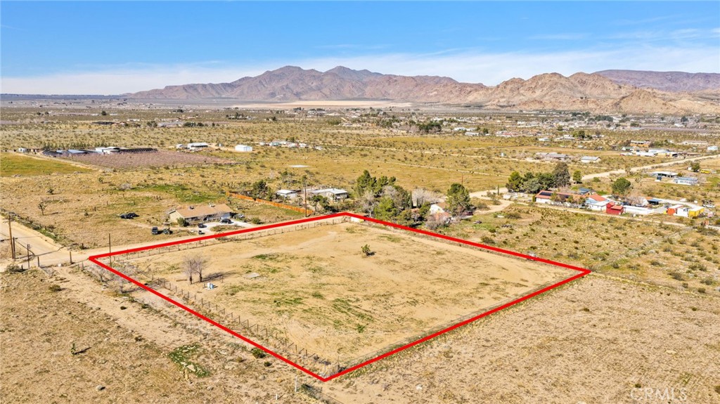 9353 Cody Road, Unit 2 Lucerne Valley, CA 92356 - Photo 7 of 11