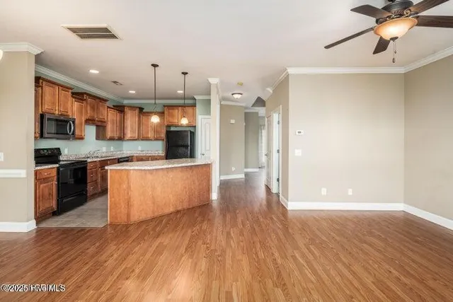 $1,900 | 2041 Cambria Drive, Unit A, Greenville, NC 27834