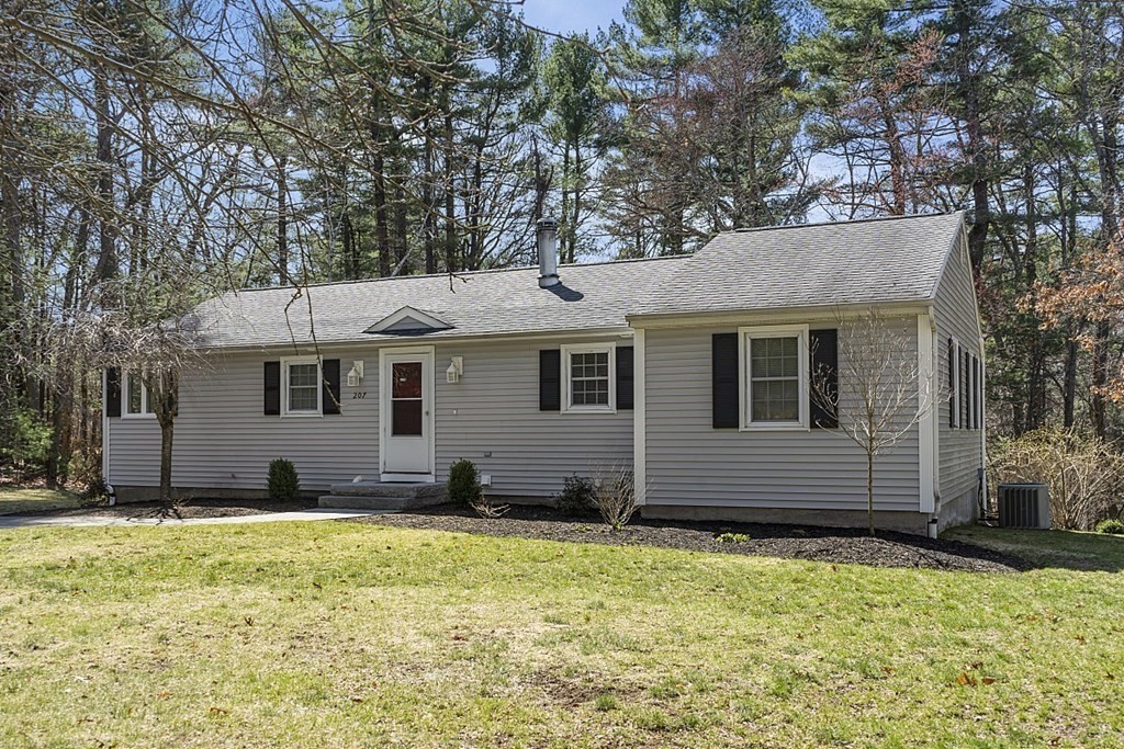 207 Park Road Chelmsford, MA 01824 - Photo 1 of 33
