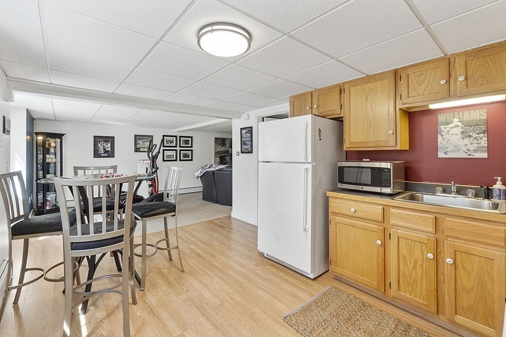 207 Park Road Chelmsford, MA 01824 - Photo 21 of 33