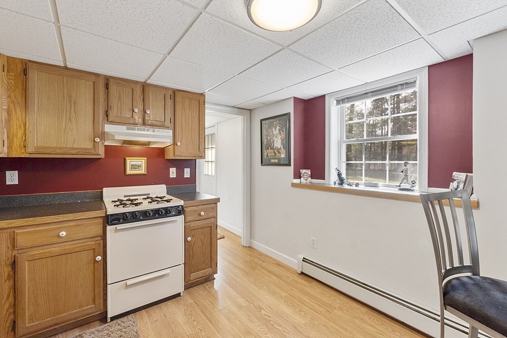 207 Park Road Chelmsford, MA 01824 - Photo 22 of 33