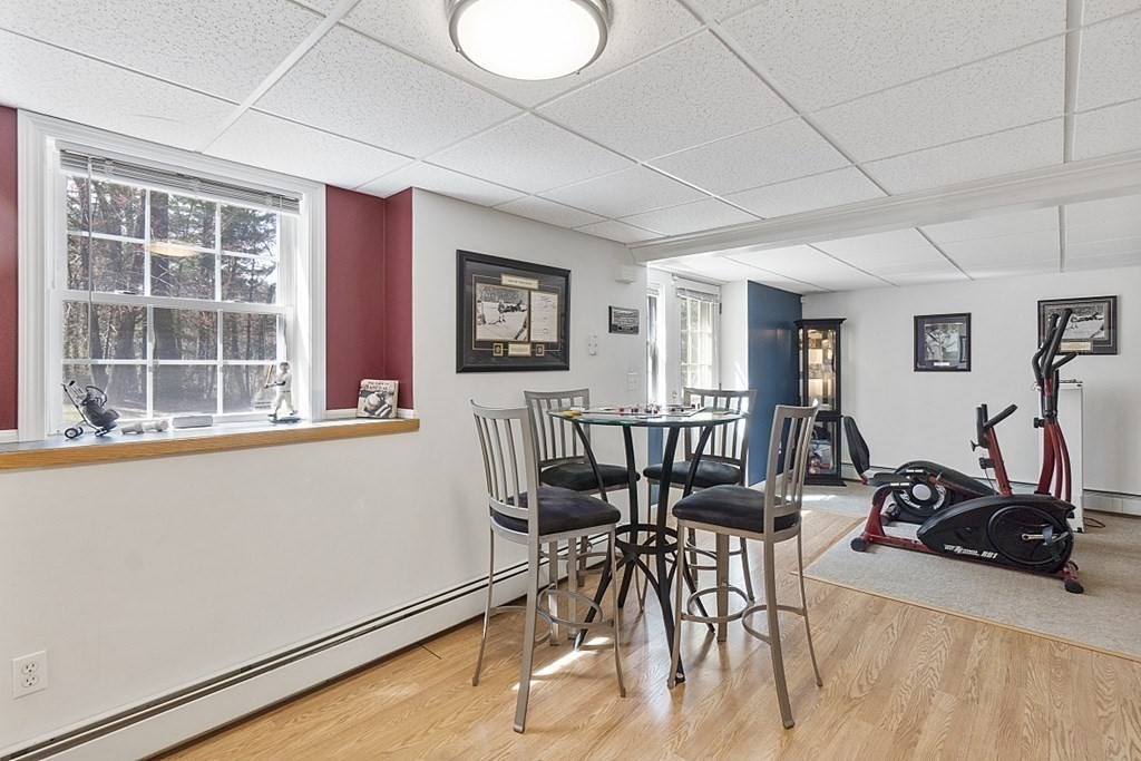 207 Park Road Chelmsford, MA 01824 - Photo 23 of 33