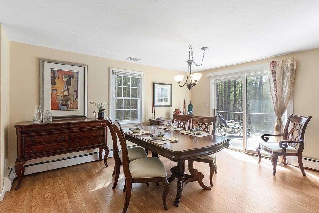 207 Park Road Chelmsford, MA 01824 - Photo 7 of 33