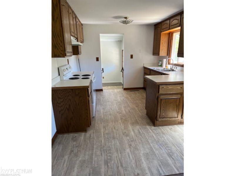 7810 Sparling Road Goodells, MI 48027 - Photo 10 of 16
