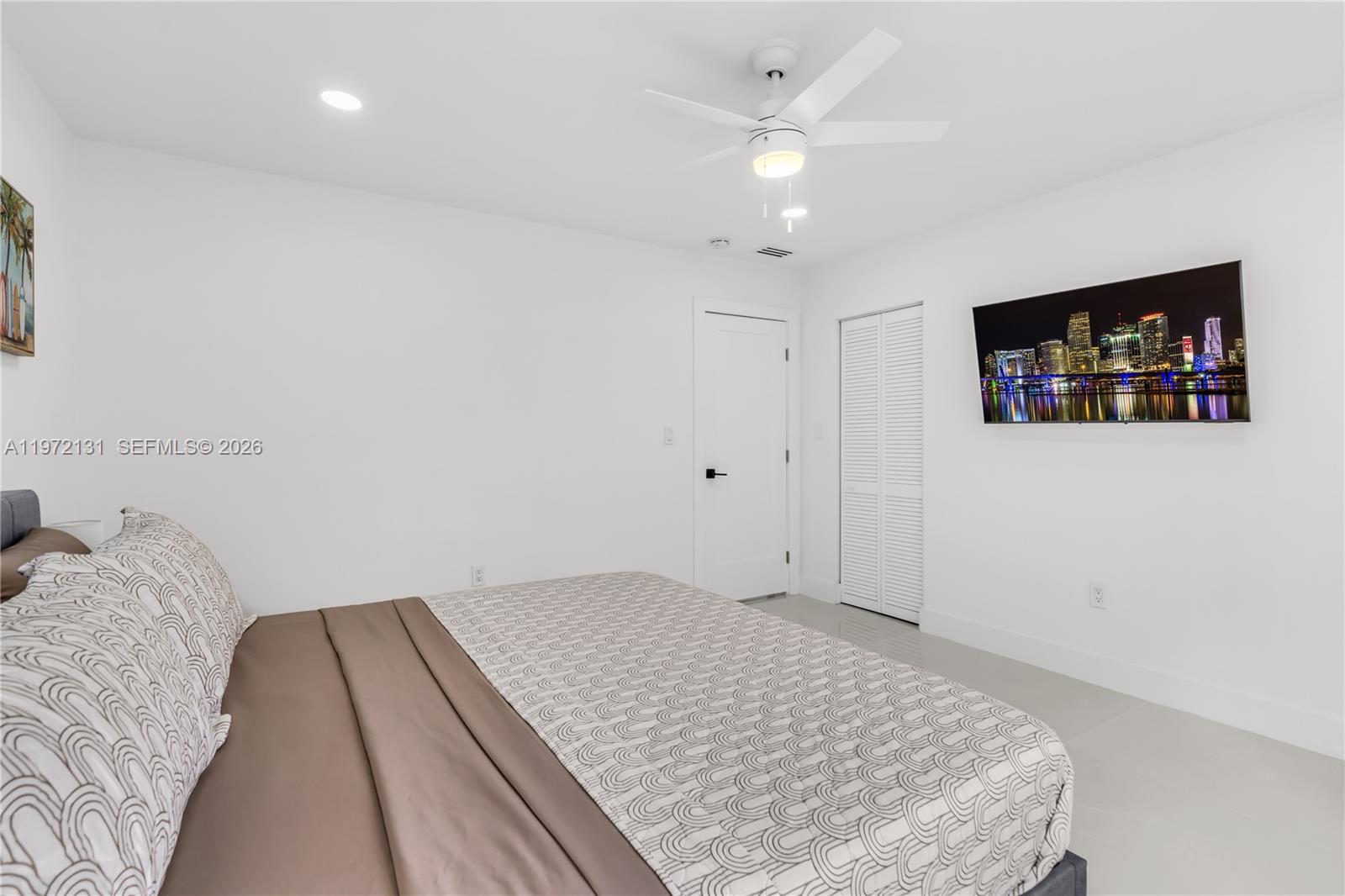 348 Northeast 117th Street Miami, FL 33161 - Photo 27 of 41