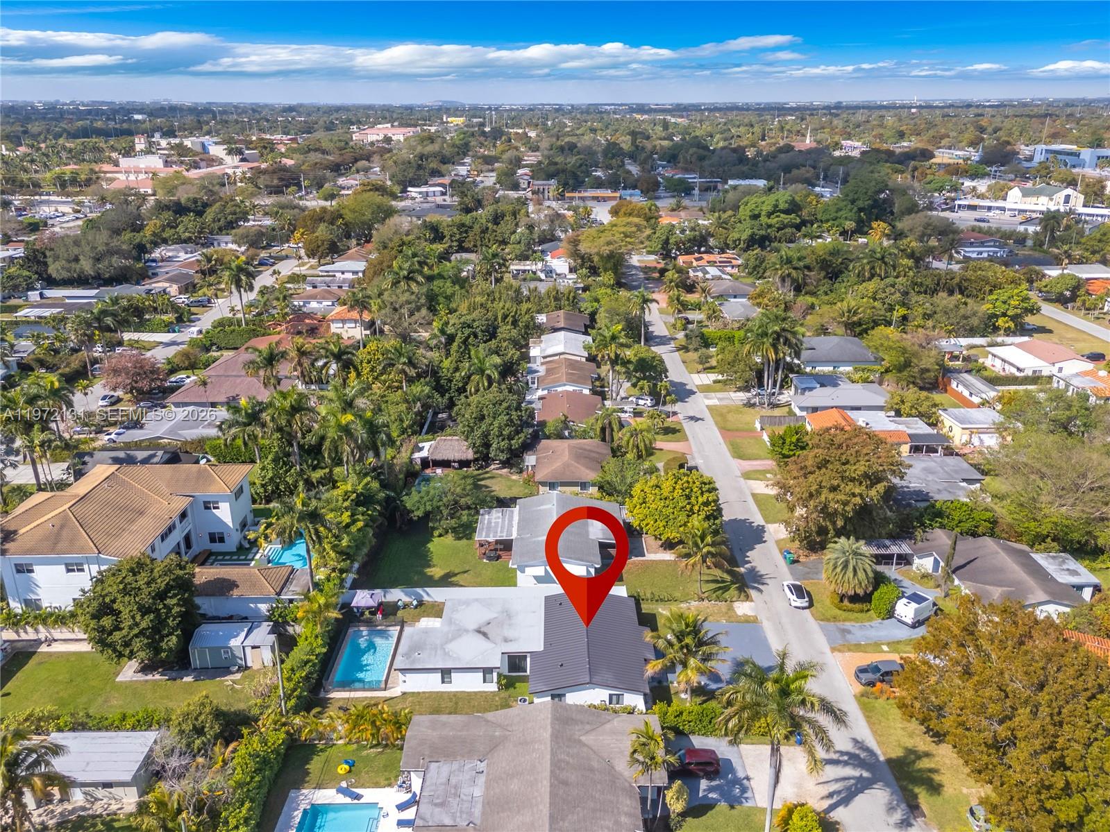 348 Northeast 117th Street Miami, FL 33161 - Photo 4 of 41