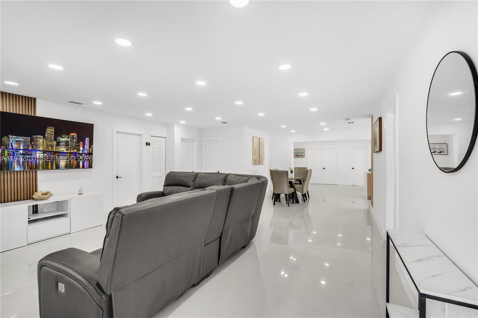 348 Northeast 117th Street Miami, FL 33161 - Photo 9 of 41