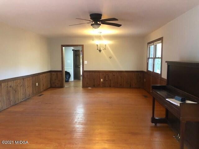 5310 Dixon Road Lizella, GA 31052 - Photo 7 of 18 a living room with furniture and a flat screen tv