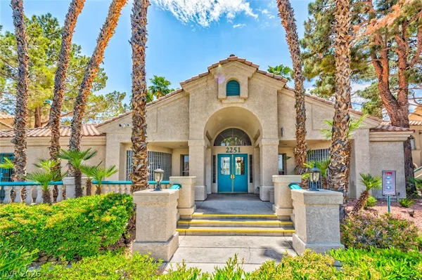 $1,600 | 2251 Wigwam Parkway, Unit 323, Henderson, NV 89074