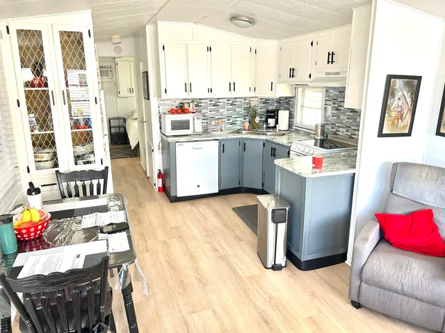 $39,000 | 875 Northeast 48 Th Pompano Beach, Unit 352, Pompano Beach, FL 33064