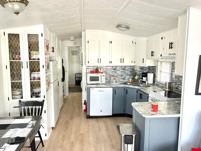 $39,000 | 875 Northeast 48 Th Pompano Beach, Unit 352, Pompano Beach, FL 33064