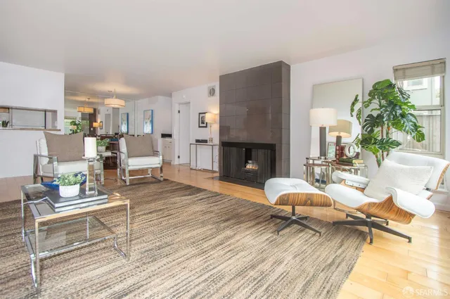 $825,000 | 255 Red Rock Way, Unit 105H, San Francisco, CA 94131