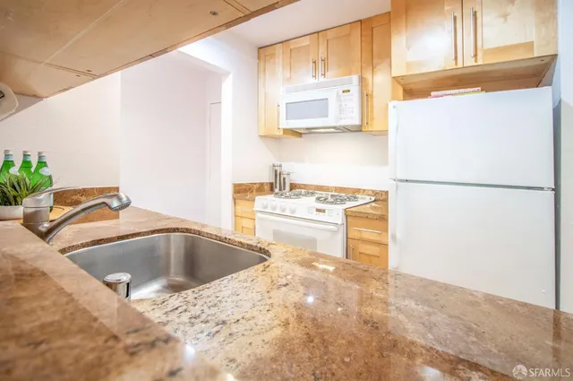 $825,000 | 255 Red Rock Way, Unit 105H, San Francisco, CA 94131