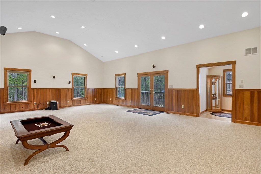 92 Baptist Common Road Templeton, MA 01468 - Photo 17 of 30