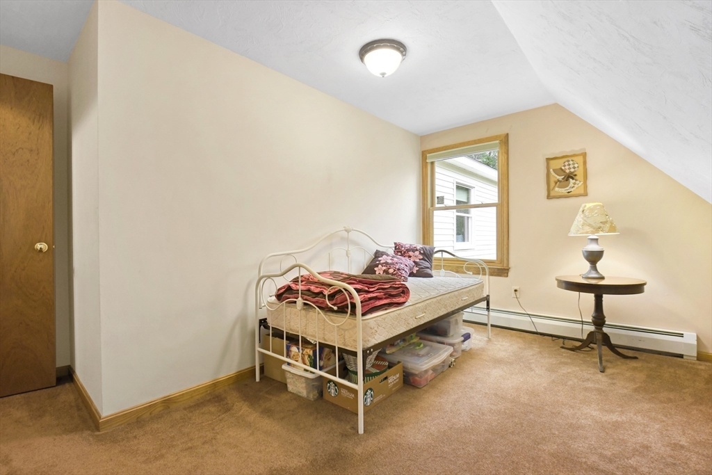 92 Baptist Common Road Templeton, MA 01468 - Photo 24 of 30