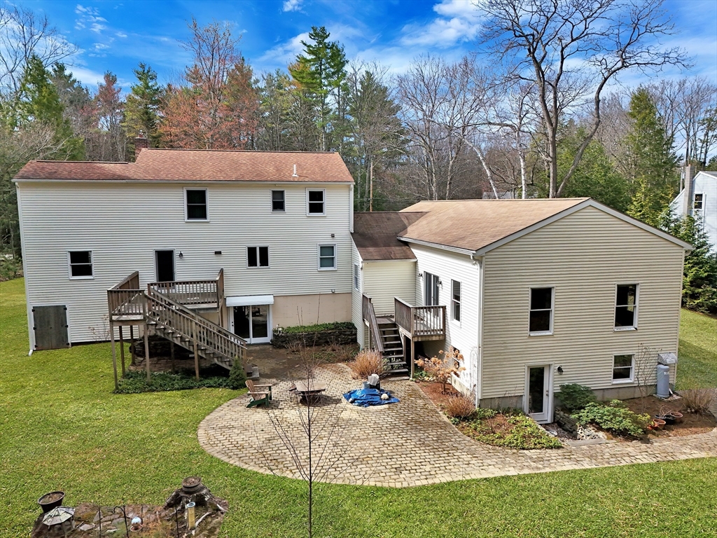 92 Baptist Common Road Templeton, MA 01468 - Photo 4 of 30
