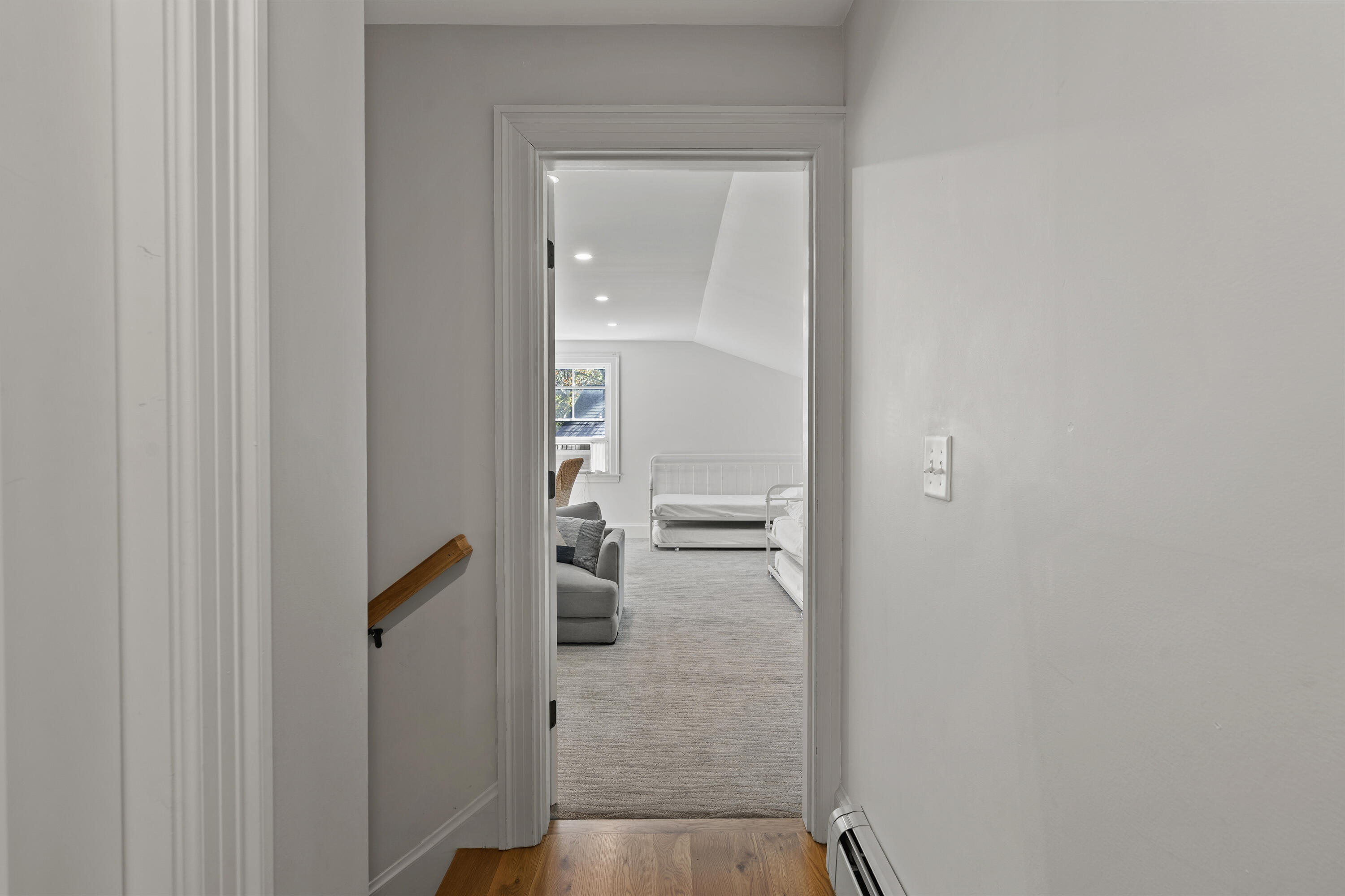 160 Main Street Kennebunkport, ME 04046 - Photo 21 of 49 137_160 Main St_Morneau Studios_Print