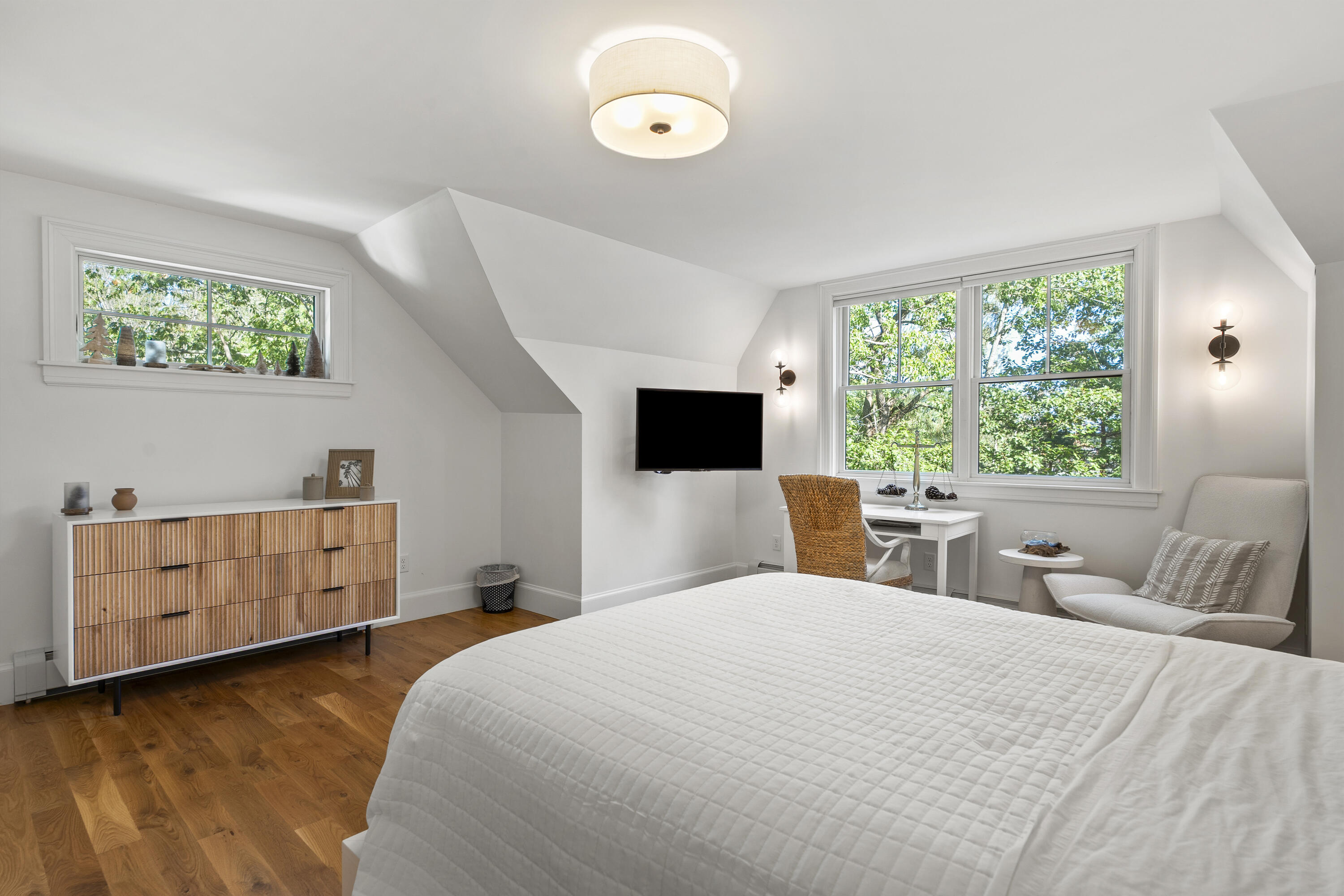 160 Main Street Kennebunkport, ME 04046 - Photo 28 of 49 143_160 Main St_Morneau Studios_Print