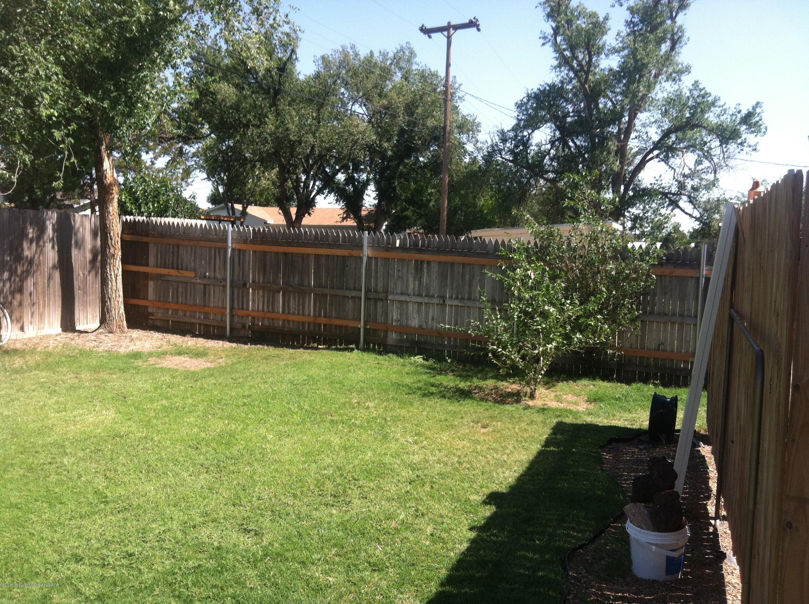 4313 South Fannin Street Amarillo, TX 79110 - Photo 6 of 7 Back Yard