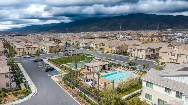 $510,000 | 16502 Casa Grande Avenue, Unit 235, Fontana, CA 92336