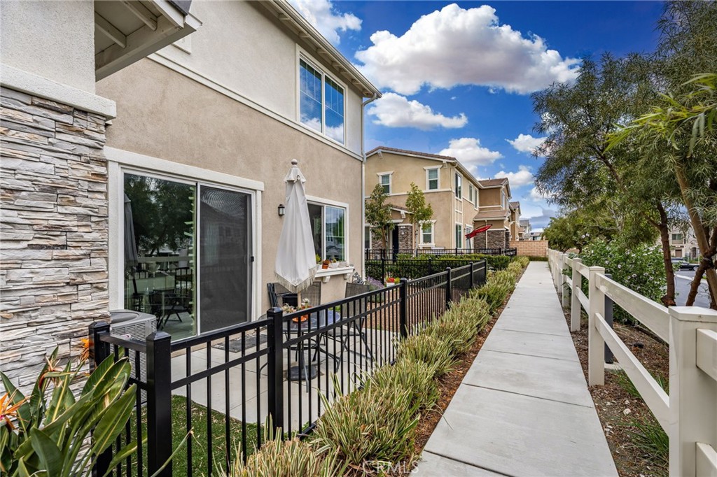 16502 Casa Grande Avenue, Unit 235 Fontana, CA 92336 - Photo 6 of 35