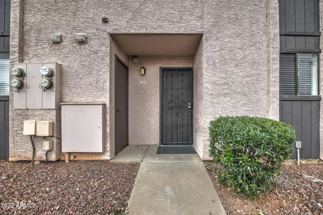 $1,800 | 886 West Galveston Street, Unit 131, Chandler, AZ 85225