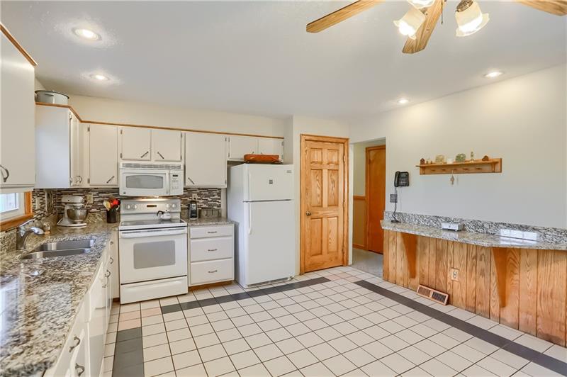1060 Whitestown Road Butler, PA 16001 - Photo 12 of 25 Gallery Image 12