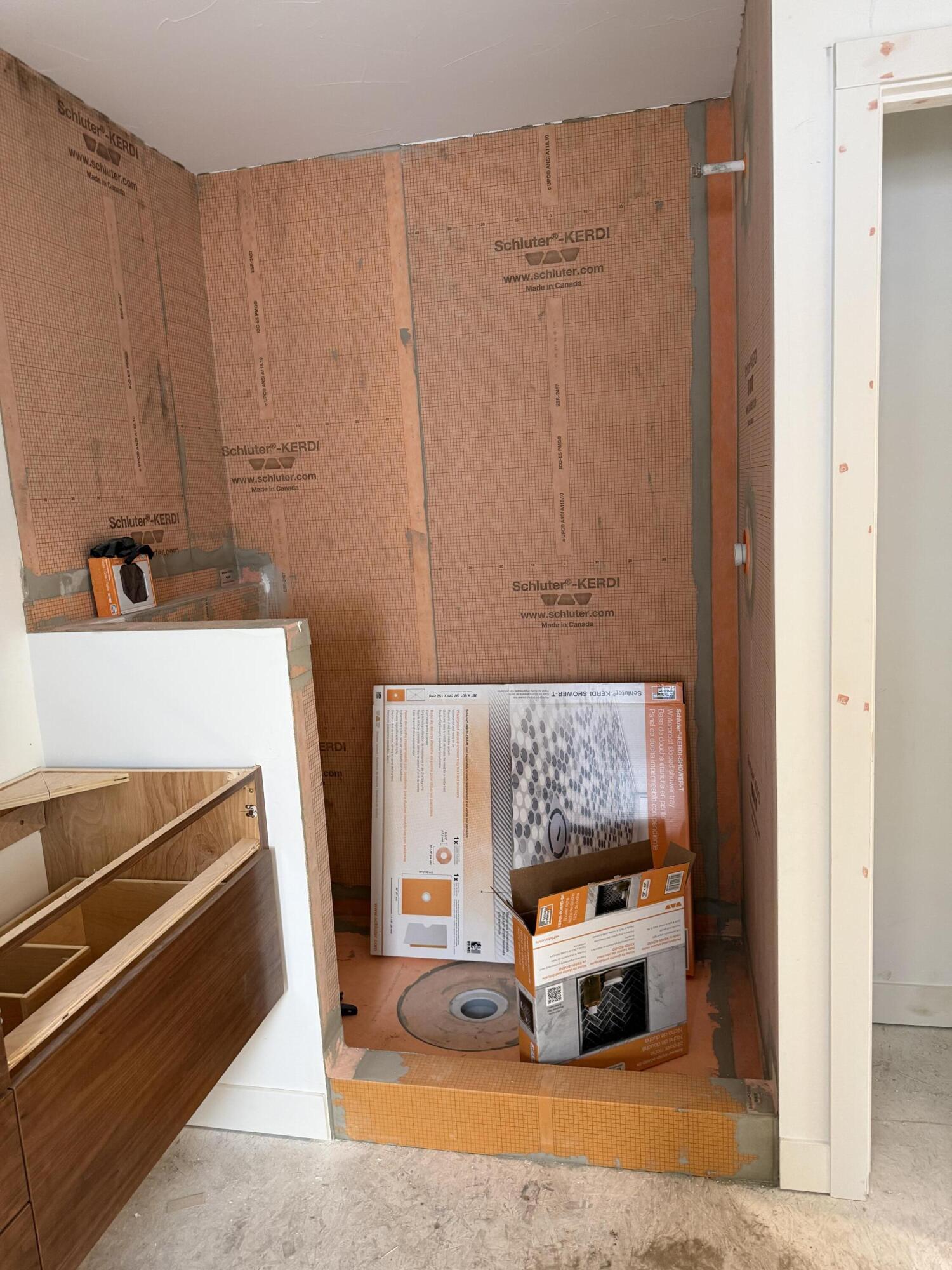 770 West Pontaluna Road Muskegon, MI 49441 - Photo 8 of 17 Primary Shower