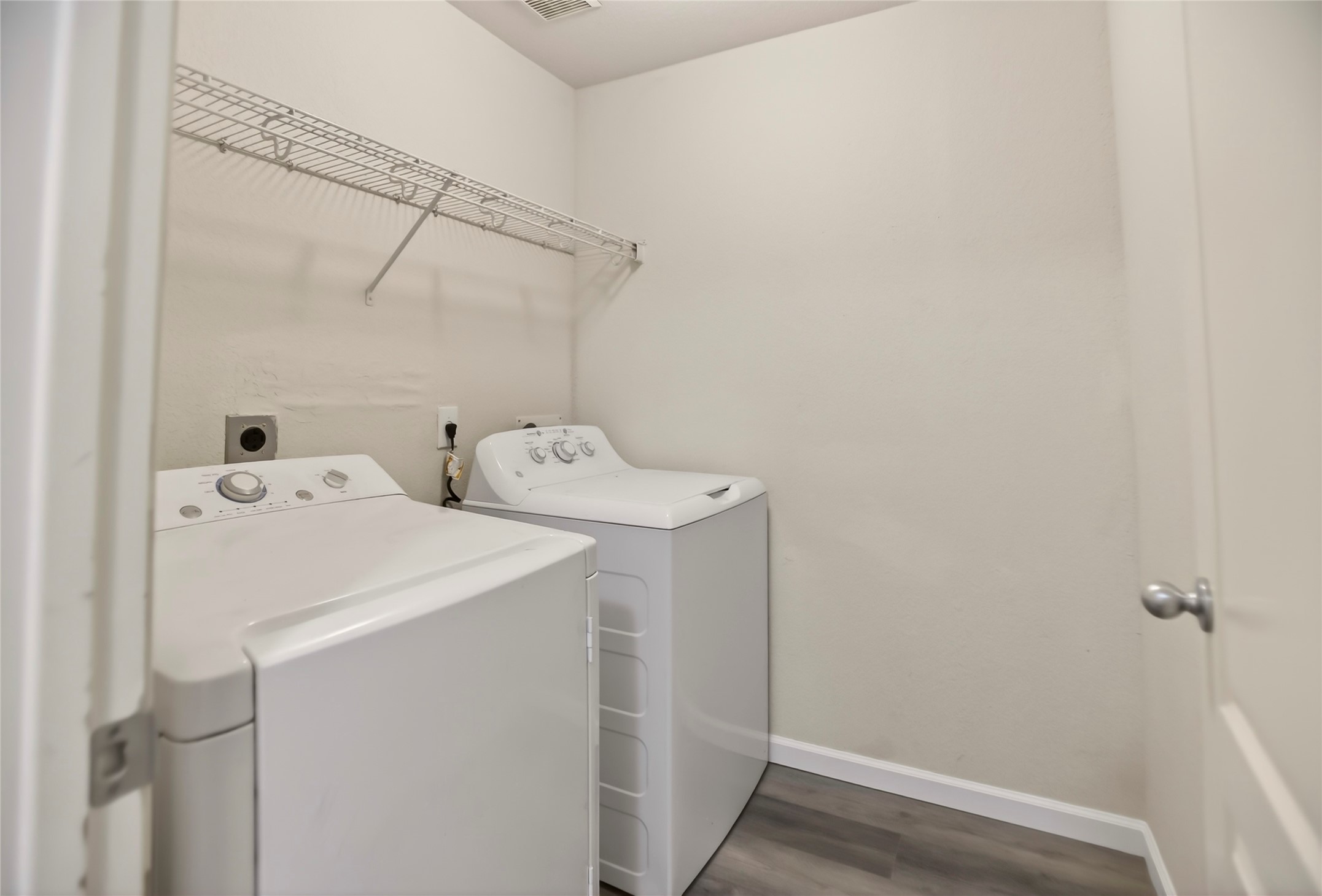 10635 Goldfinch Road Baytown, TX 77523 - Photo 13 of 18