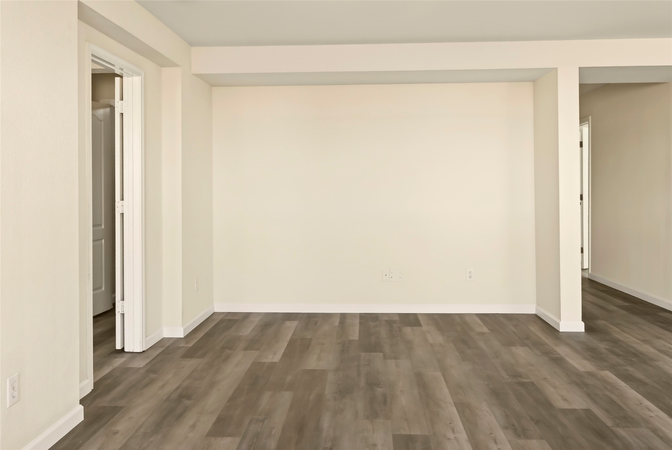 10635 Goldfinch Road Baytown, TX 77523 - Photo 7 of 18