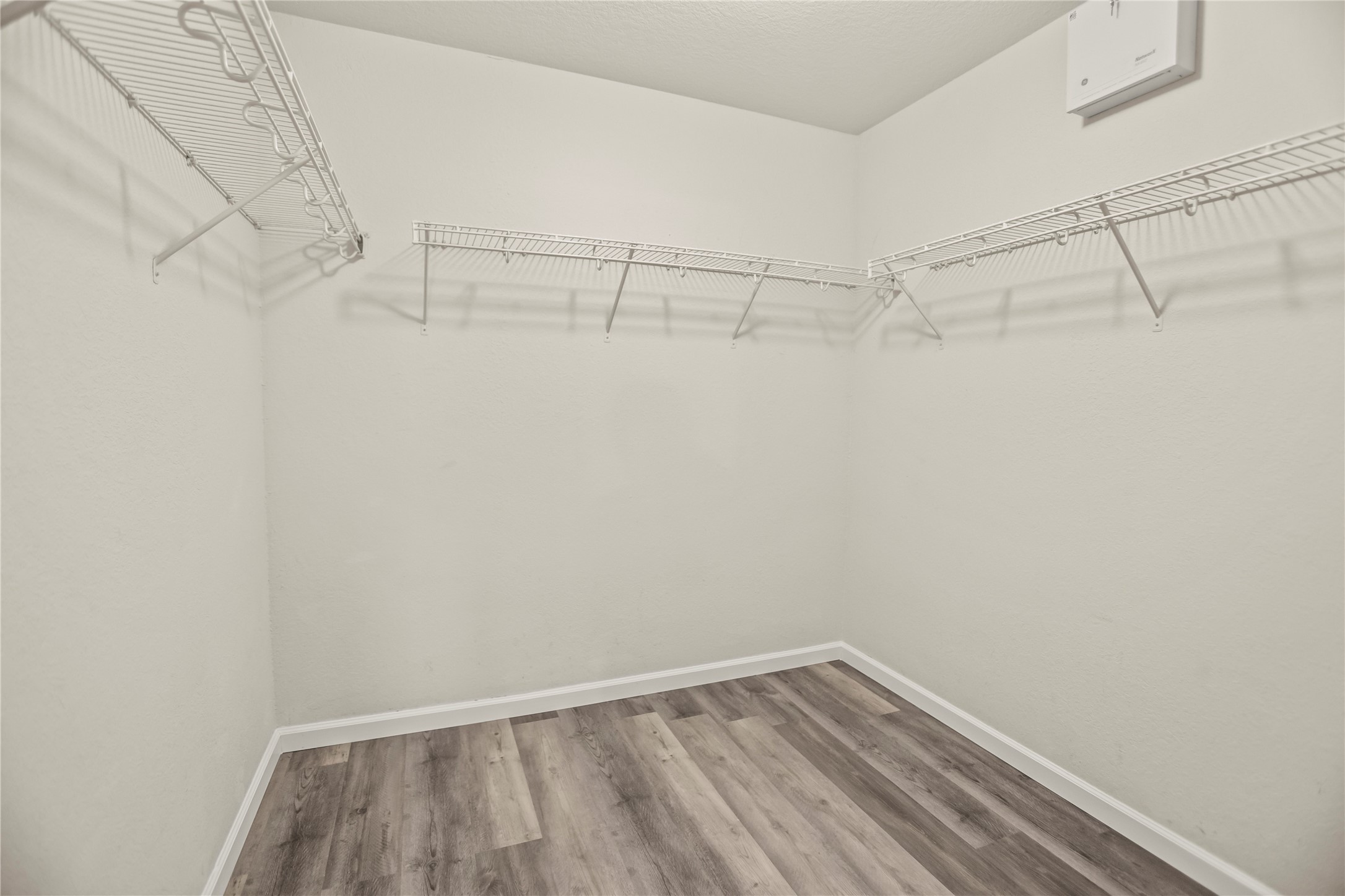 10635 Goldfinch Road Baytown, TX 77523 - Photo 9 of 18