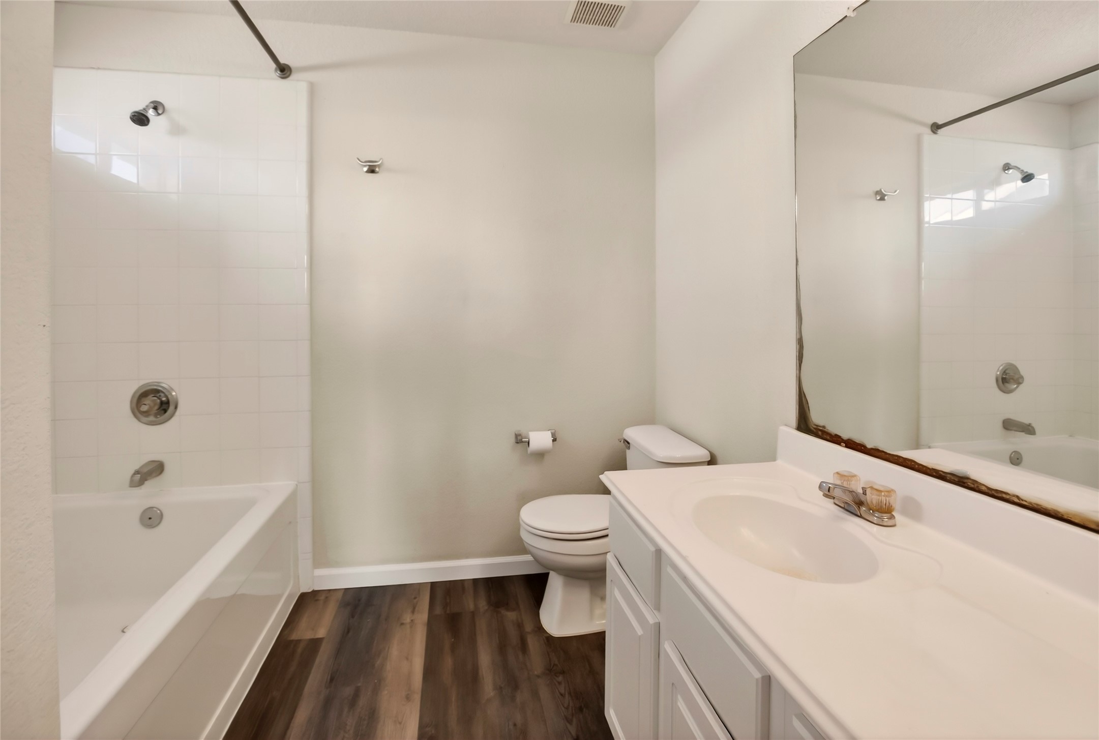 10635 Goldfinch Road Baytown, TX 77523 - Photo 10 of 18