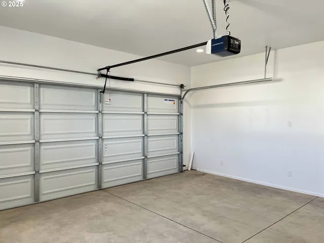 a view of a room with an empty space