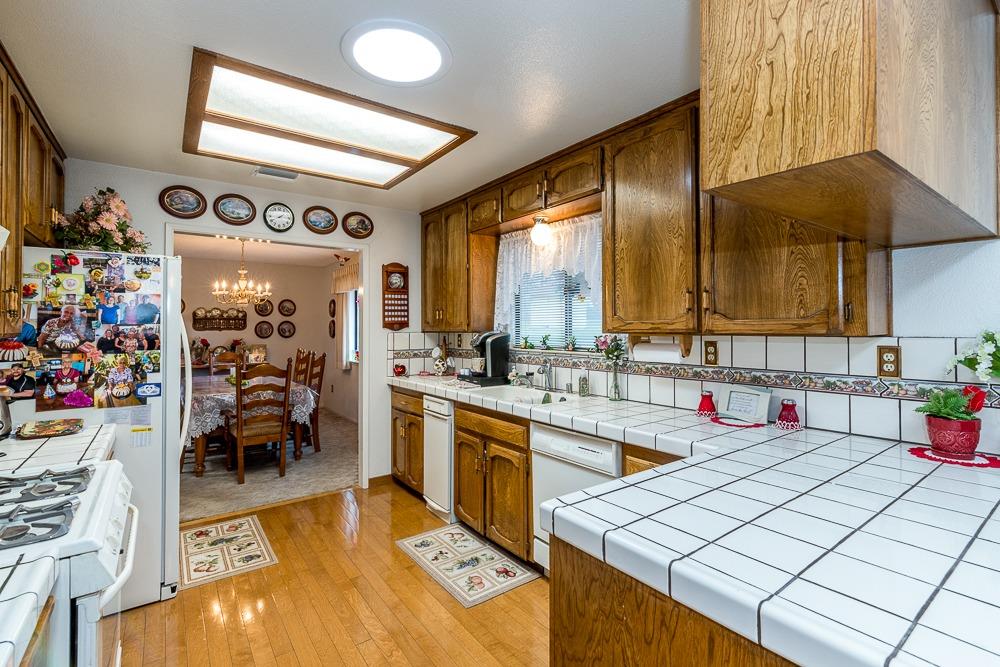 47530 Modoc Road Coarsegold, CA 93614 - Photo 18 of 44 Gallery Image 18