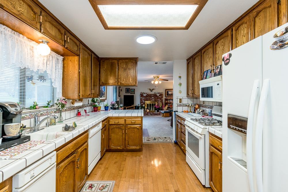 47530 Modoc Road Coarsegold, CA 93614 - Photo 19 of 44 Gallery Image 19