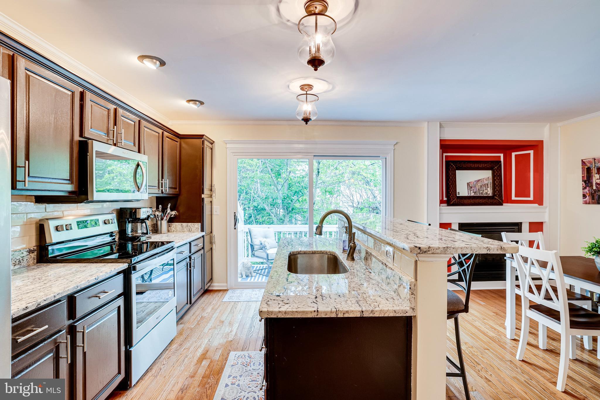 1709 Blue Flint Court Reston, VA 20190 - Photo 24 of 77 Granite Counters and new stainless steel appliance
