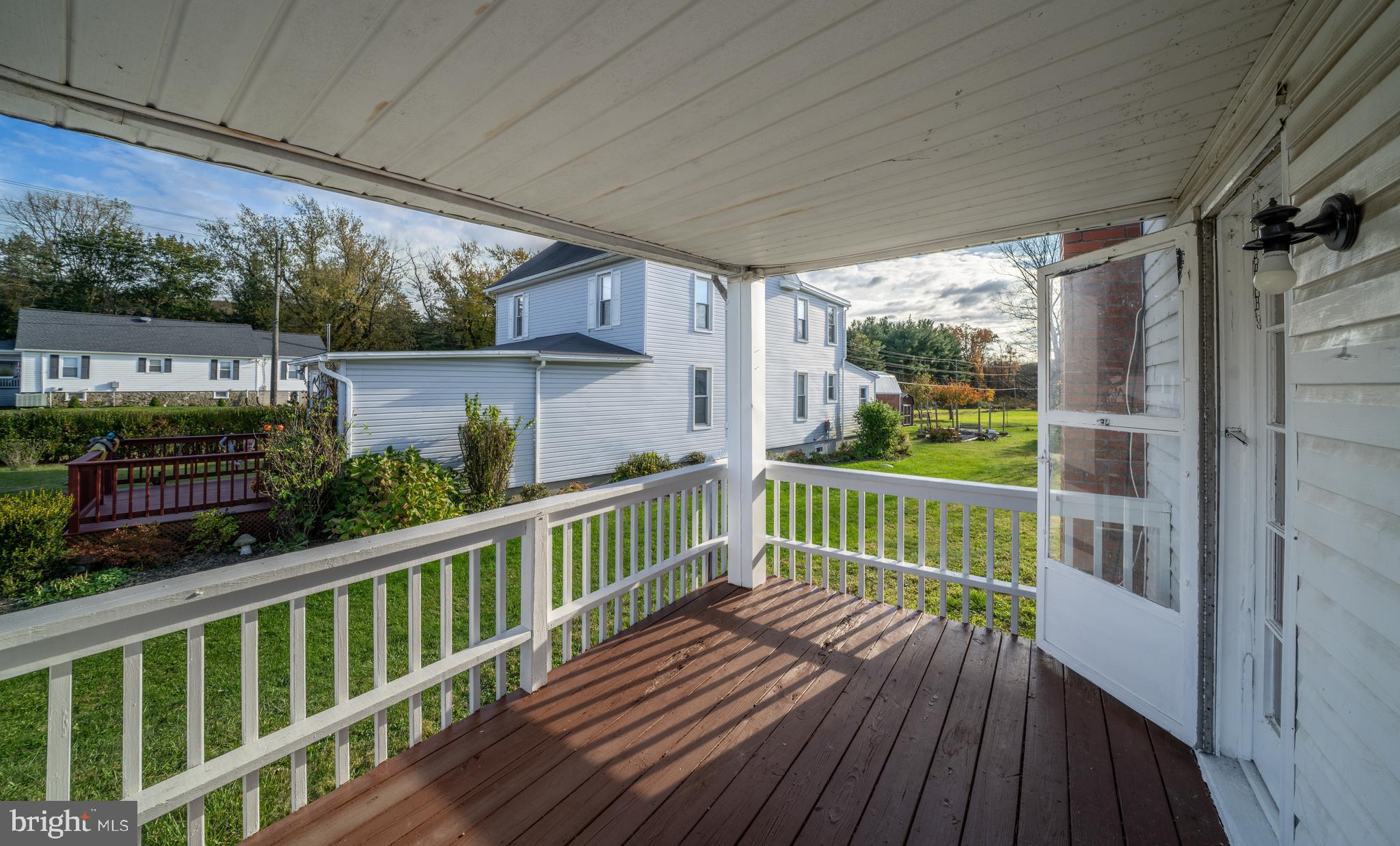 25329 Highfield Road Cascade, MD 21719 - Photo 18 of 51 a view of balcony with furniture