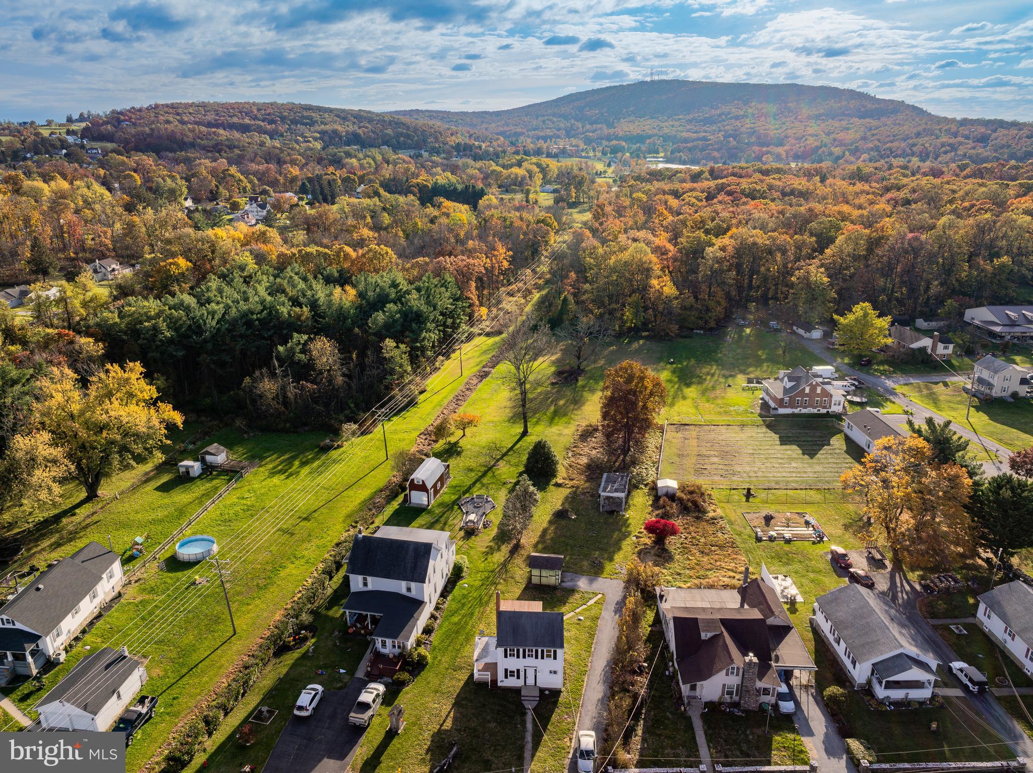 25329 Highfield Road Cascade, MD 21719 - Photo 45 of 51 an aerial view of residential houses with outdoor space