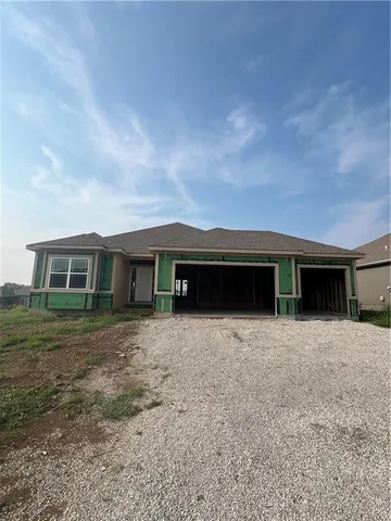 $535,000 | 11804 East 231st Street, Peculiar, MO 64078