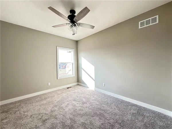 $535,000 | 11804 East 231st Street, Peculiar, MO 64078
