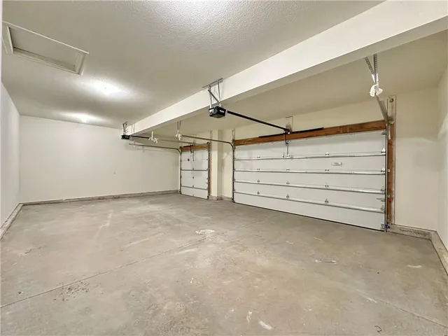 $535,000 | 11804 East 231st Street, Peculiar, MO 64078