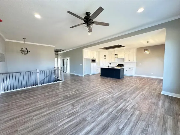 $535,000 | 11804 East 231st Street, Peculiar, MO 64078