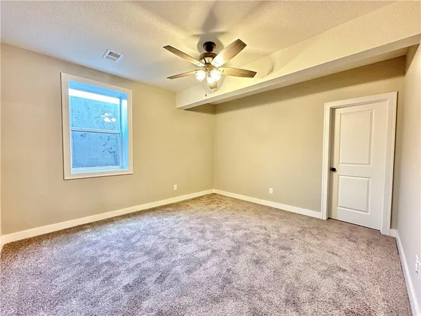 $535,000 | 11804 East 231st Street, Peculiar, MO 64078