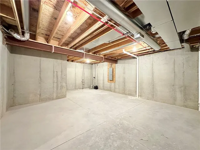 $535,000 | 11804 East 231st Street, Peculiar, MO 64078