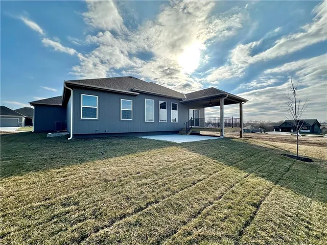 $535,000 | 11804 East 231st Street, Peculiar, MO 64078