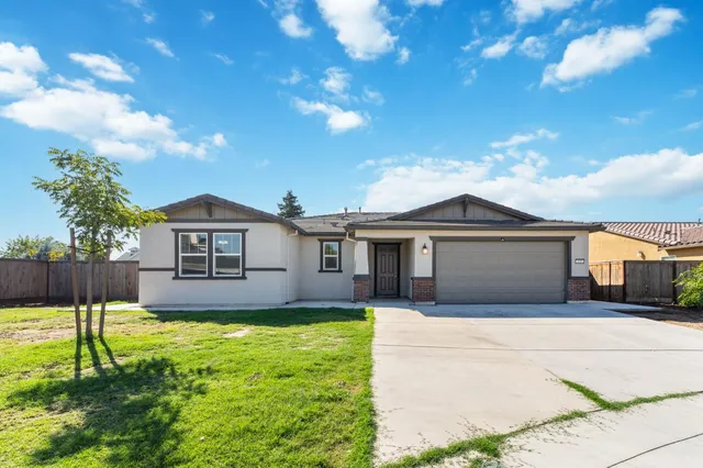 $497,955 | 895 East Curtis Avenue, Fowler, CA 93625