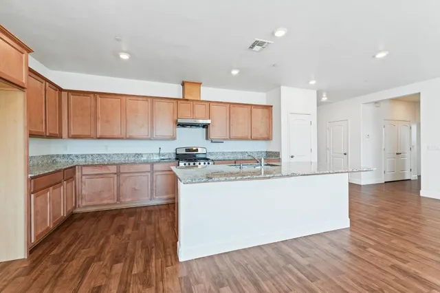 $497,955 | 895 East Curtis Avenue, Fowler, CA 93625